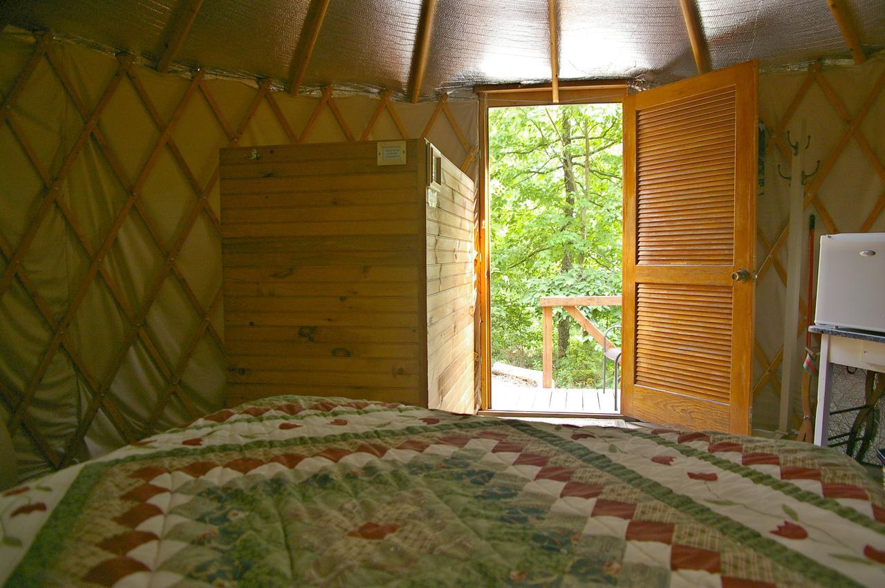 داهلونغا Cedar House Inn & Yurts المظهر الخارجي الصورة